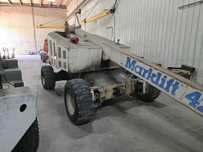 Marklift 42C Boomlift, 6053.5 Hours (LOCATION: Batavia, OH)