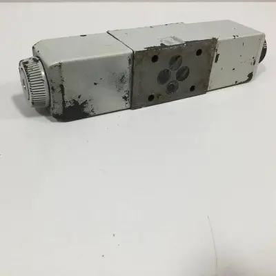 USED VICKERS DG4V-3-6C-M-U-HL7-60