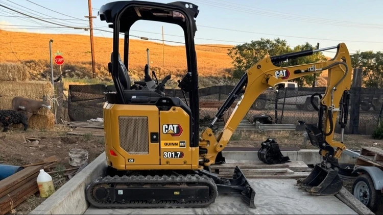 Used 2024 Caterpillar 301.7CR Crawler Excavators - Mini | Rubbl #984091