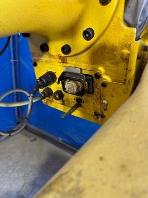 FANUC R-2000IB/165F 6 Axis Robots | K.B. Industries LLC (3)