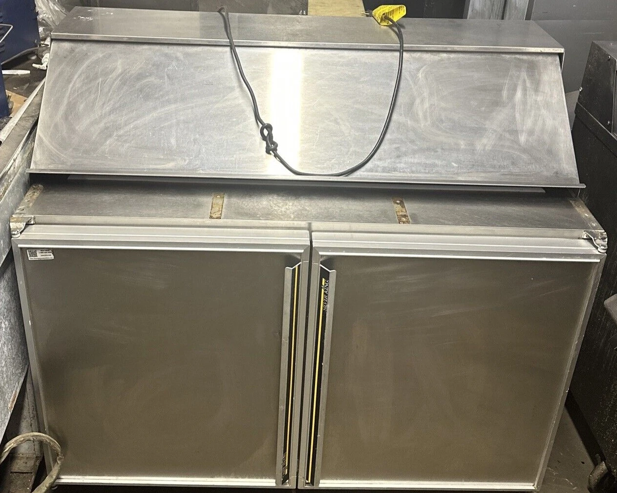 174-0100 Silver King SKP48/12 48” Self Contained Sandwich Prep Table Cooler
