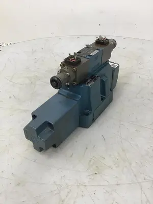 USED REXROTH 4WRZ25W132551/6A24NEZ4/M