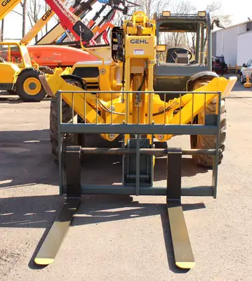 Used 2017 GEHL DL12-55 Telehandlers New York US | United Lift #1446499