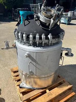 Reactor, 100 Gallon, Glass Lined, De Dietrich, 150 PSI, Jacketed, Agitated #S744732