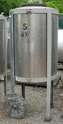USED VERTICAL 250 GALLON CLOSED TOP TANK CLOSED TOP TANK