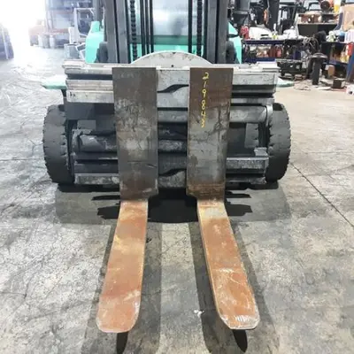 USED 2022 CASCADE 140G-CFR
