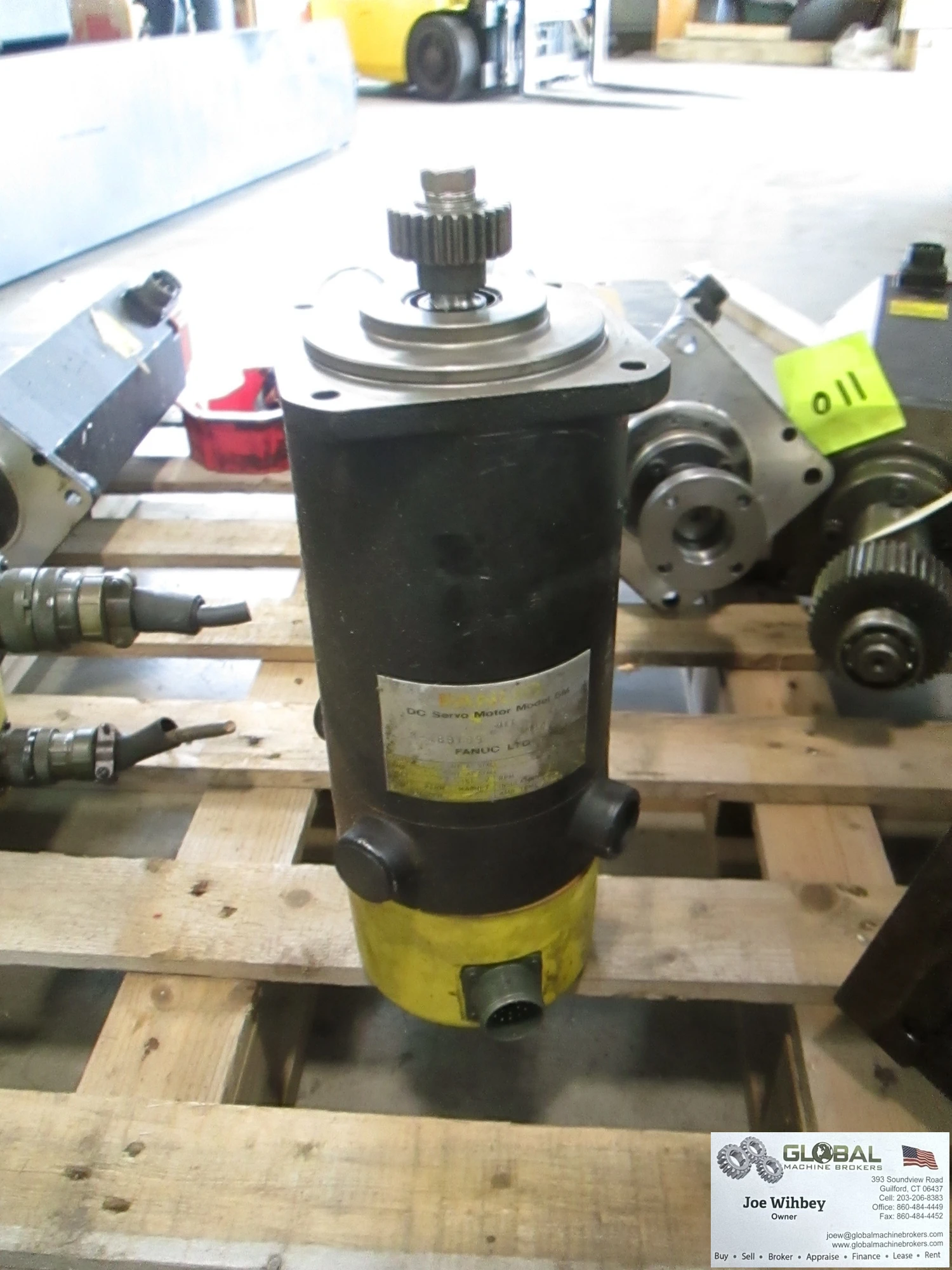 Funuc A06B-0642-B011 DC Servo Motor Model 5M 2000 RPM, 151 Volts