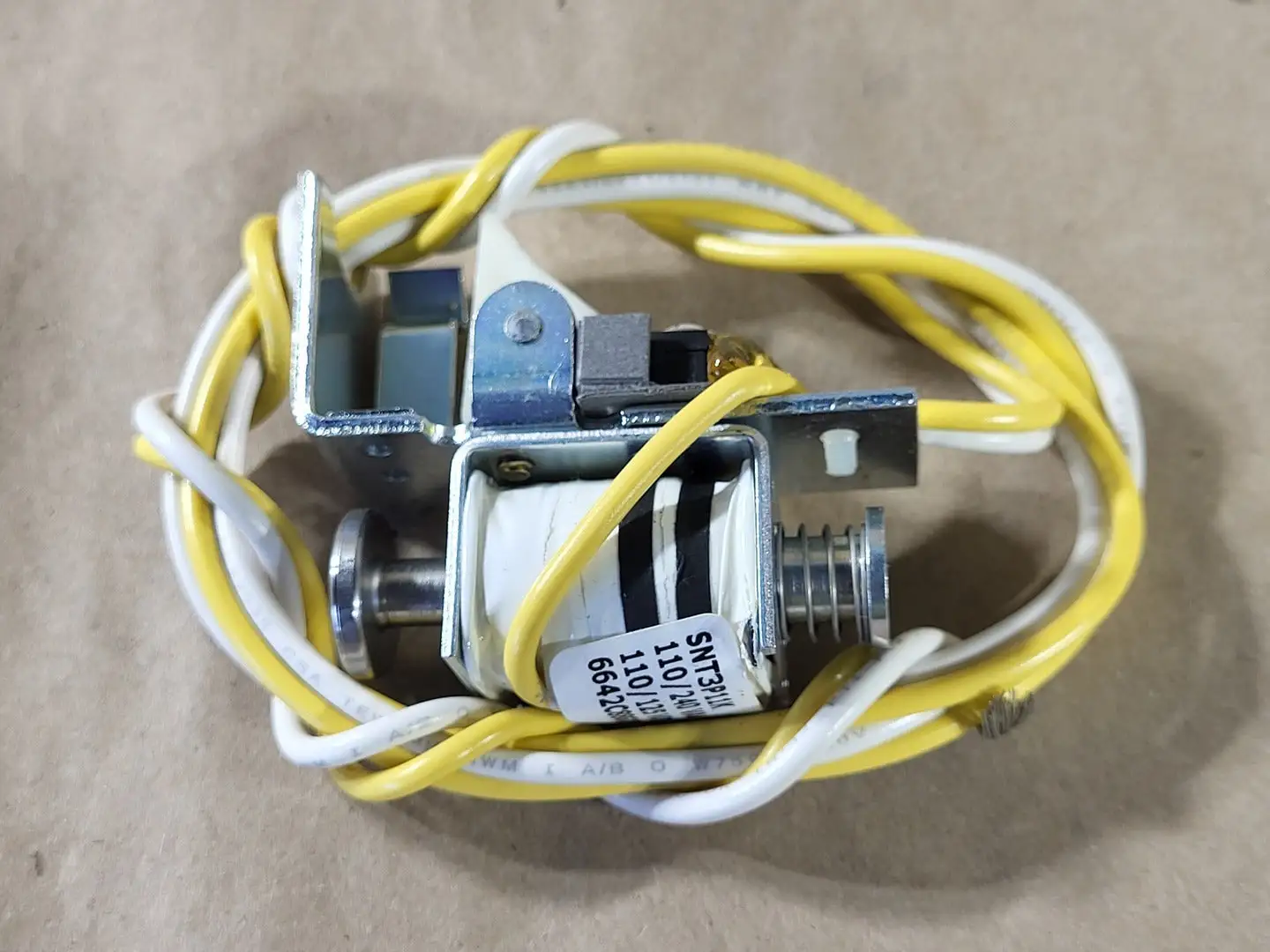 New | in-Stock EATON SNT3P11K Switchgears British Columbia CA | Lenmark #238962