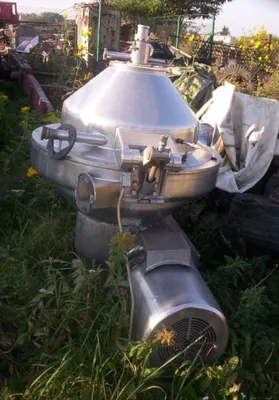 KMA Artern SMZD/10 self-cleaning milk separator, 316SS.