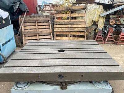 G & L Air Lift 4' x 5' Rotary Table