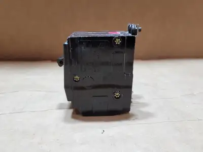 USED SQUARE D QOB320