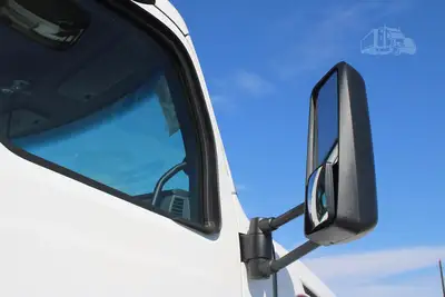 New | in-Stock 2027 PETERBILT 548 Rolloff Trucks Texas US | Roll Off Truck World #1492020