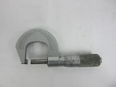 MITUTOYO Micrometer 0.1" to 0.001"