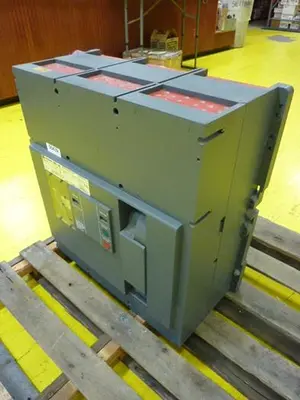USED CUTLER HAMMER SPBR340R