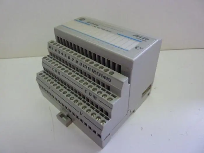 USED ALLEN BRADLEY 1794-IB16 SER A