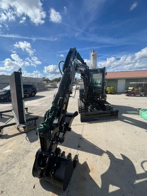 XCMG XE45U Excavator | Iron Listing (6)