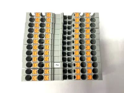 USED PHOENIX CONTACT FEED-THROUGH TERMINAL BLOCK PT 2,5-QUATTRO LOT OF 12