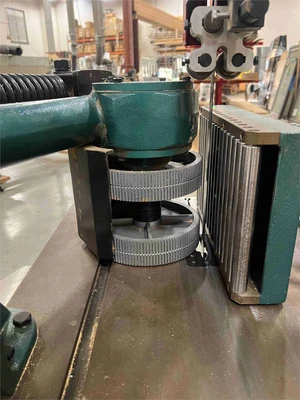 Used 2007 GRIZZLY G1094 Woodworking Vertical Band Saws California US | MachineryMax #1763019