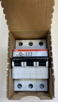 NEW ABB 2CDS253001R0427