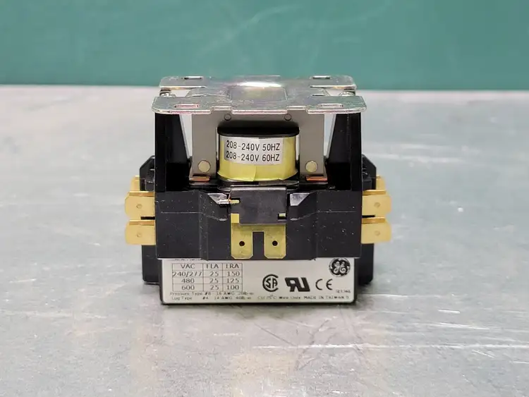 Used GENERAL ELECTRIC CR453CB3BAA Switchgears British Columbia CA | Lenmark #243534