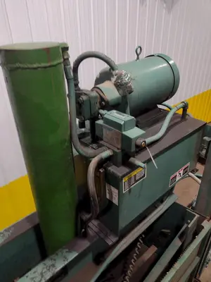 60" X 30" X 48" SELCO MODEL #V5-HD-LP HYDRAULIC VERTICAL BALER