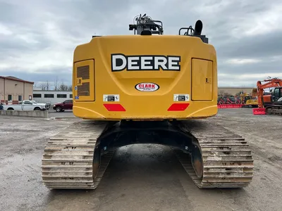 USED 2019 DEERE 345G