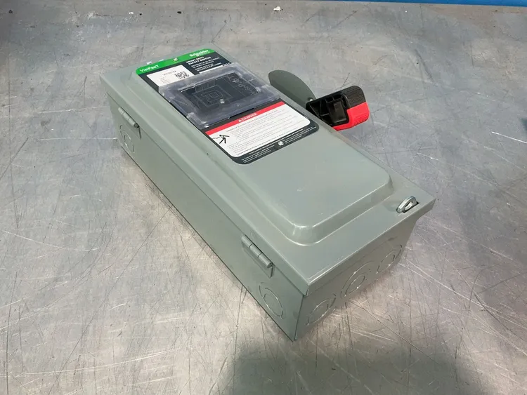 Used SCHNEIDER ELECTRIC VH361N Switchgears Ohio US | HGR 24 #1272655