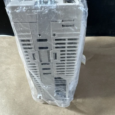 NEW Yaskawa SGDV-5R5A11AR