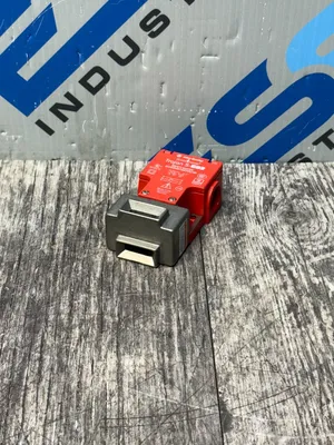 Allen-Bradley 440K-T11369 SER. B Safety Relays | ESS Industrial Equipment Sales (1)