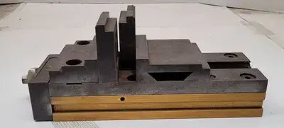 MACHINIST VISE, 4 INCH, 13 INCH LONG, 5-3/8 INCH HEIGHT