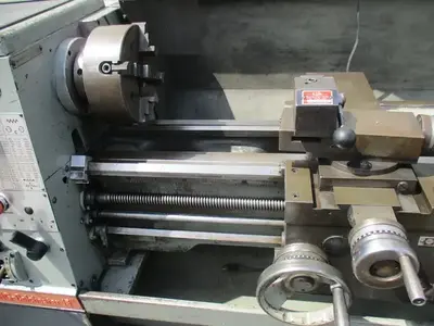 15" x 50" Clausing Colchester, Lathe, In/Mm, 2000 RPM, 9.5" swing over cross slide, 2000 RPM, 7.5 HP