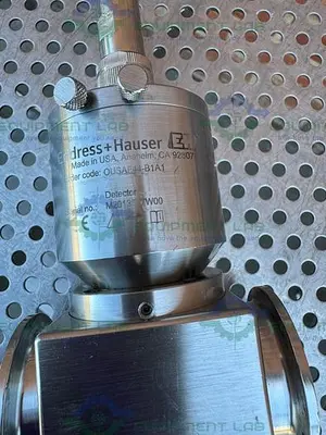 USED ENDRESS+HAUSER OUSAF44-B1A1 UV ABSORPTION SENSOR W/OUA260-AA1E07B1A3A PHOTOMETER