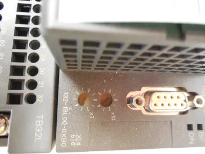 USED SIEMENS 6ES7-132-1BL00-0XB0 MODULE 6ES71321BL000XB0