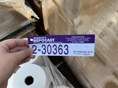 Skid of 4”x5” 1/8” white foam bags