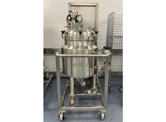 Used HOLLAND HOLLAND S/S 100 LITER VESSEL WITH 40G CIP SKID Pressure Vessels New York US | Michael Benalt Inc #1274259