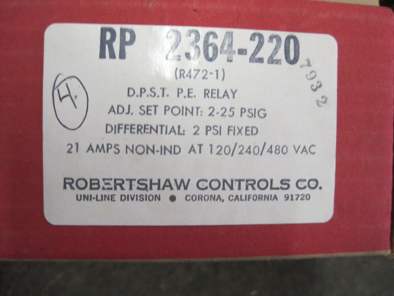 NEW ROBERTSHAW 2364-220