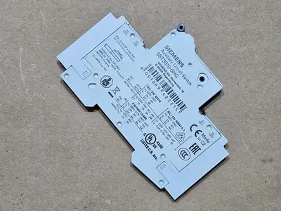 Used SIEMENS 5ST3010-0HG Circuit Breaker Parts British Columbia CA | Lenmark #1489005