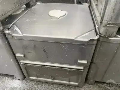 USED TOTE SYSTEMS DRY POWDER 42 CU. FT