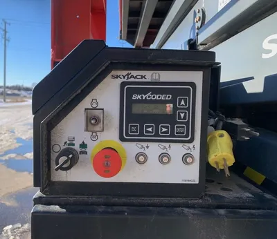 New | in-Stock 2026 SKYJACK SJ9243 RT ROUGH TERRAIN SCISSOR LIFT Scissor Lifters Alberta CA | Adcock Equipment #1417673