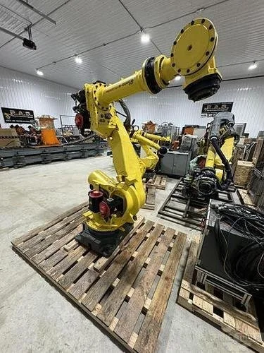 Used 2013 FANUC FANUC R2000IB/210F Robots Michigan US | RAB Industries, Inc. #184422