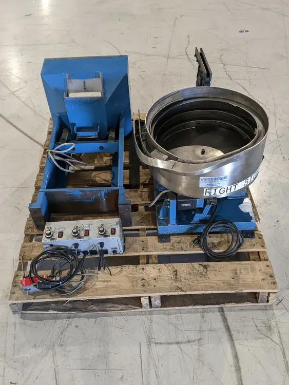 Used VIBRA-FLIGHT FEEDER SYSTEM W/ BOWL, INLINE, HOPPER, FEEDER CUBE CONTROLLER Industrial Controls | Maverick Industrial Sales #1110584