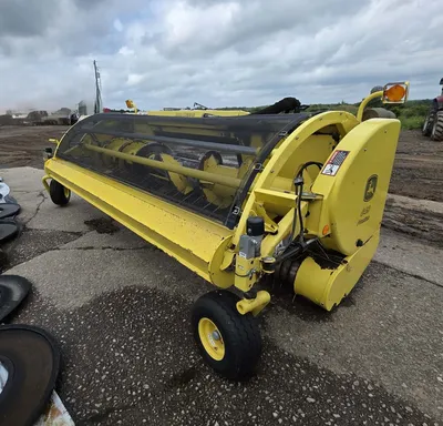 JOHN DEERE 8800 chopper | Iron Listing (42)