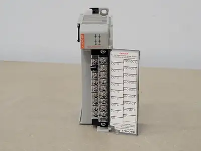 USED ALLEN BRADLEY 1769-OW8I