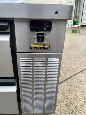 Used Silver King Used 97" Silver King SKRCB97HL/CFG Refrigerated 6 Drawer Chef Base - 115V - FG6 Chef Bases Illinois US | Falcon Restaurant Supply #1374309