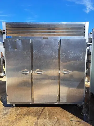 Used TRAULSEN G30010 Freezers California US | Machinery & Equipment #138943