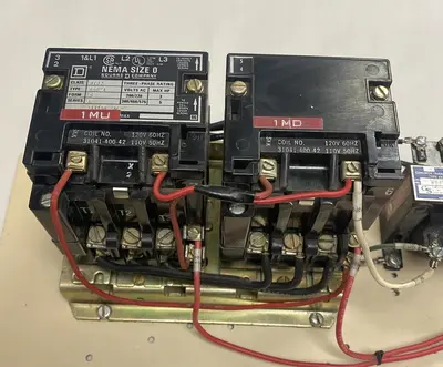 Used SQUARE D 8702SB04 Starters | Surplus Asset Holdings #1205276