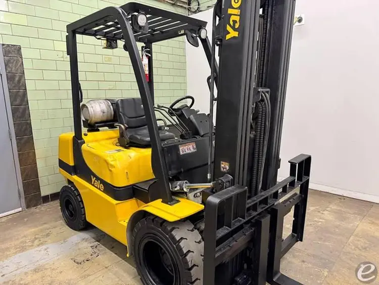 Used 2017 YALE GLP060MX Internal Combustion Forklifts: Pneumatic Tire Texas US | North Texas Equipment Services #870420