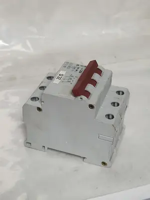 USED MOELLER FAZ L20A