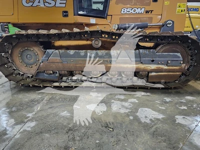 USED 2023 CASE 850M WT