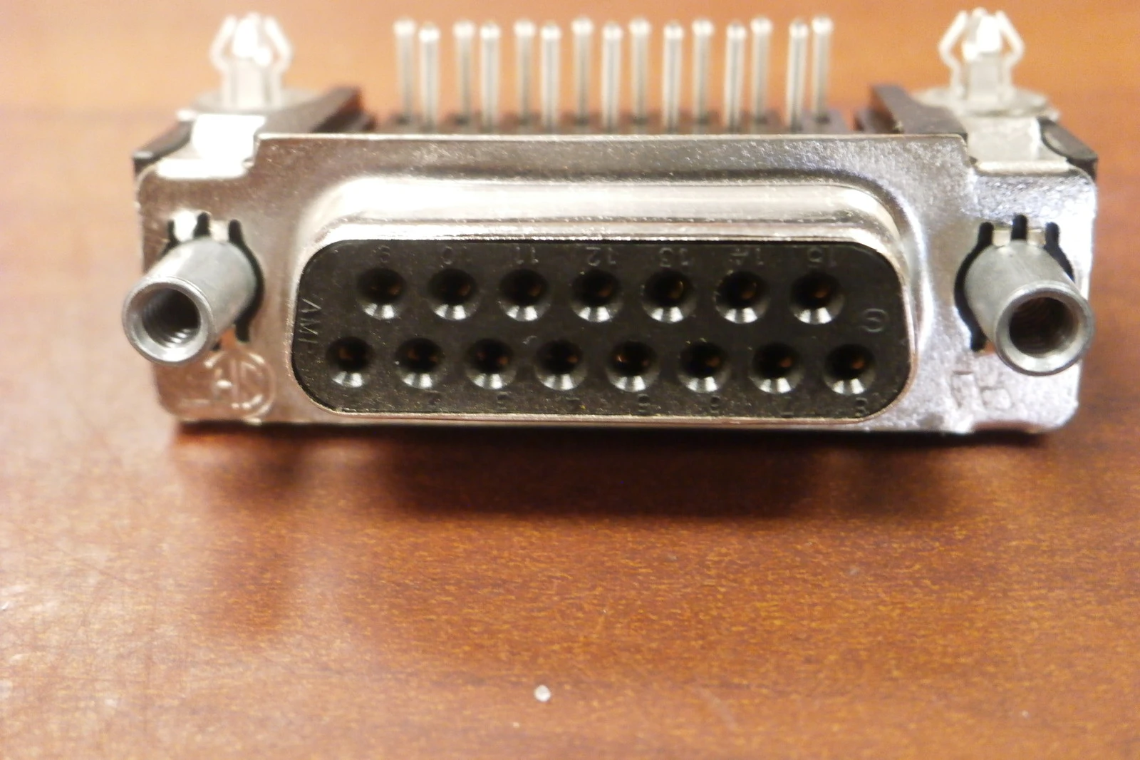 NEW TE Connectivitiy / AMP 5747845-6